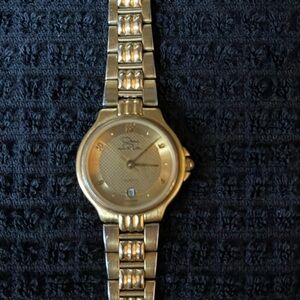 Oscar de la Renta Gold Tone Watch